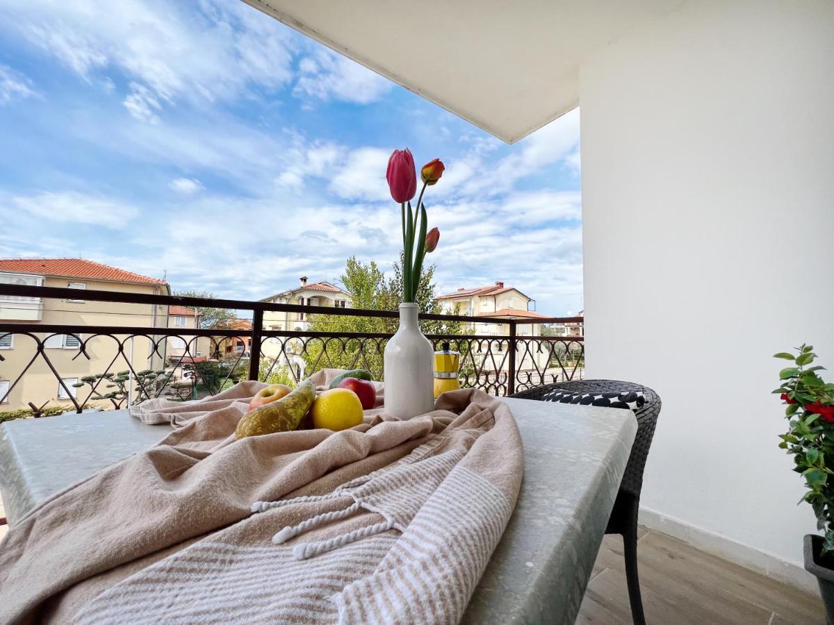Apartments Valerian Novigrad Istria Kültér fotó
